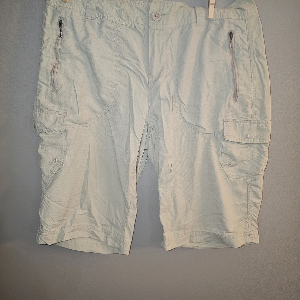 Columbia Shorts